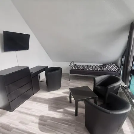 Moeblierte Im Herzen Ottersbergs Fuer Monteure Und Geschaeftlich Reisende - Ad4 Og Apartment *