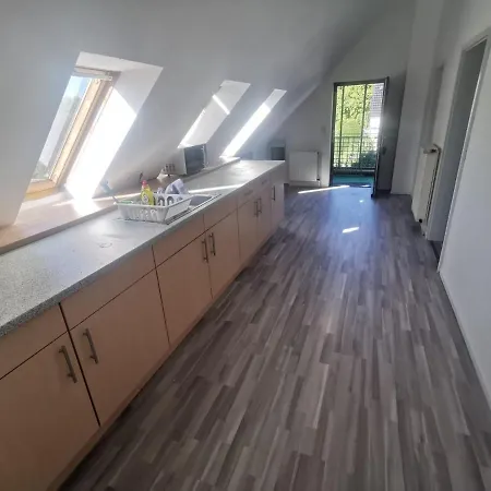 Apartment Moeblierte Im Herzen Ottersbergs Fuer Monteure Und Geschaeftlich Reisende - Ad4 Og *